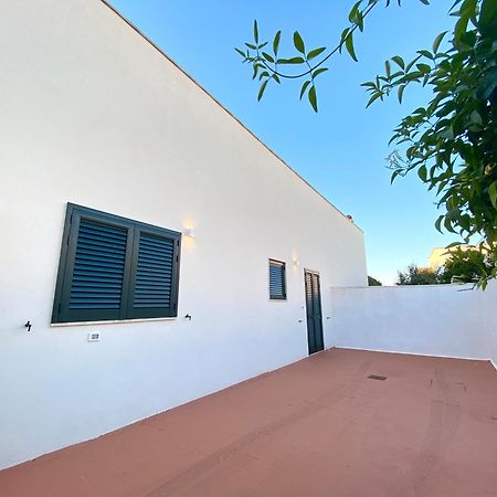 La Casa Di Nina Daire Surano Dış mekan fotoğraf