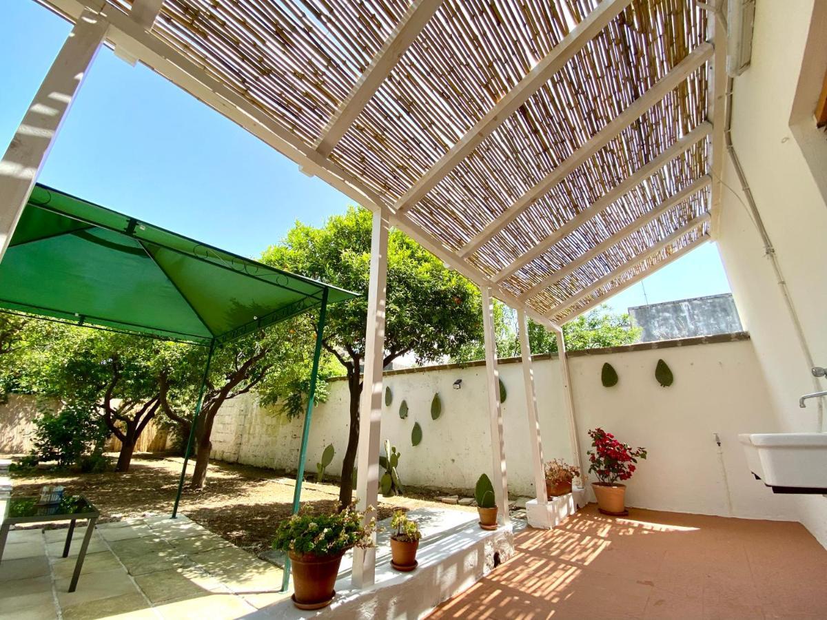 La Casa Di Nina Daire Surano Dış mekan fotoğraf