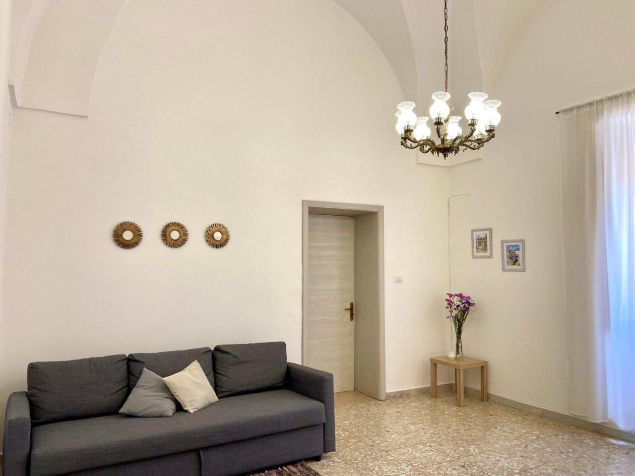 La Casa Di Nina Daire Surano Dış mekan fotoğraf